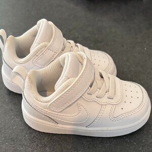 NEW Toddler Nike Air Size 4.5